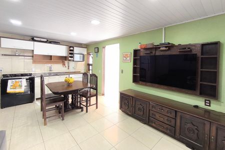Casa à venda com 125m², 2 quartos e 1 vaga Casa à venda com 125m², 2 quartos e 1 vagaSala/Cozinha