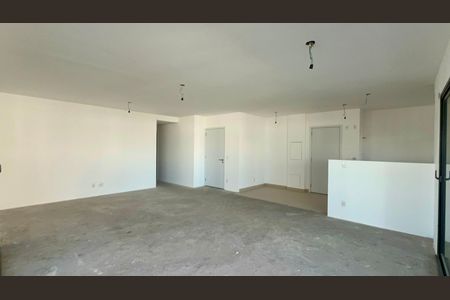 Apartamento à venda com 195m², 4 quartos e 3 vagasSala
