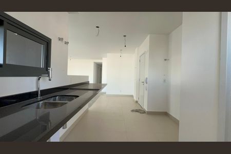 Apartamento à venda com 195m², 4 quartos e 3 vagasCozinha