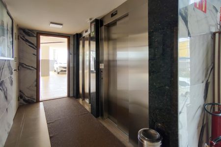 Apartamento para alugar com 52m², 1 quarto e 1 vagaHall de entrada