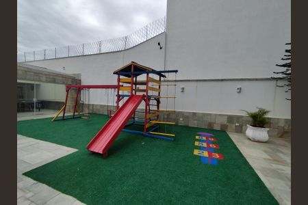 Apartamento à venda com 140m², 3 quartos e 1 vaga Apartamento à venda com 140m², 3 quartos e 1 vagaÁrea comum - Playground