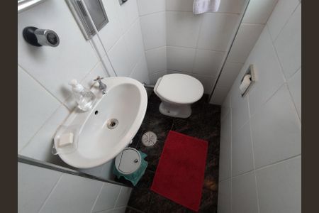 Apartamento à venda com 140m², 3 quartos e 1 vaga Apartamento à venda com 140m², 3 quartos e 1 vagaBanheiro de Serviço