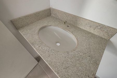 Banheiro de kitnet/studio à venda com 1 quarto, 25m² em Sumarezinho, São Paulo