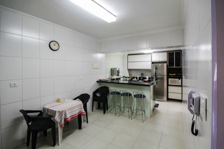 Casa à venda com 300m², 2 quartos e 2 vagasCopa