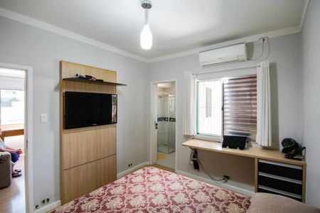 Casa à venda com 300m², 2 quartos e 2 vagasSuíte 1