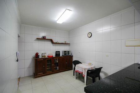 Casa à venda com 300m², 2 quartos e 2 vagasCopa