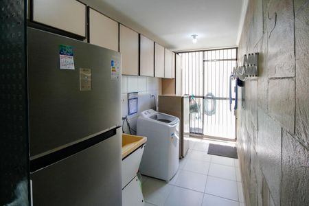 Casa à venda com 300m², 2 quartos e 2 vagasCozinha