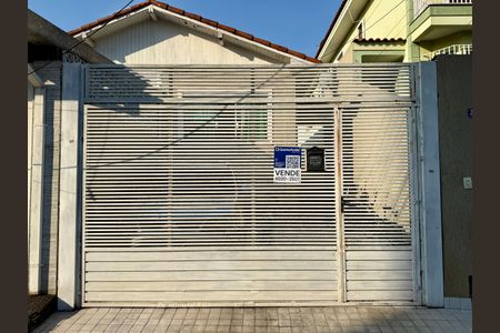 Casa à venda com 140m², 2 quartos e 1 vaga Casa à venda com 140m², 2 quartos e 1 vagaFachada - Placa