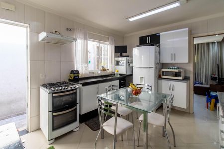 Casa à venda com 140m², 2 quartos e 1 vaga Casa à venda com 140m², 2 quartos e 1 vagaCozinha