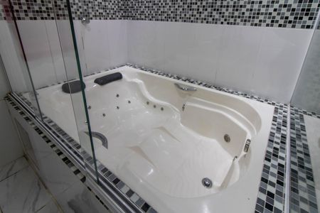 Casa à venda com 140m², 2 quartos e 1 vaga Casa à venda com 140m², 2 quartos e 1 vagaSuíte