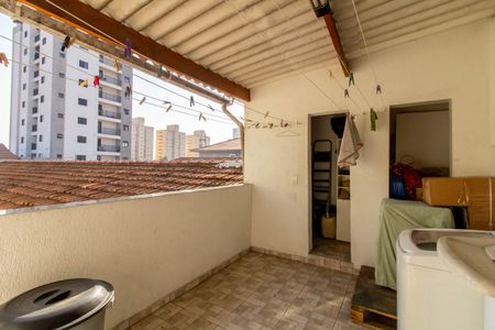 Casa à venda com 140m², 2 quartos e 1 vaga Casa à venda com 140m², 2 quartos e 1 vagaArea de Serviço