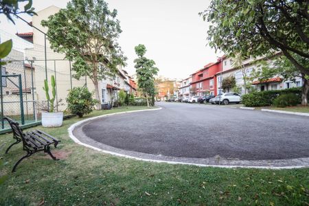 Casa de condomínio à venda com 127m², 3 quartos e 2 vagasÁrea comum
