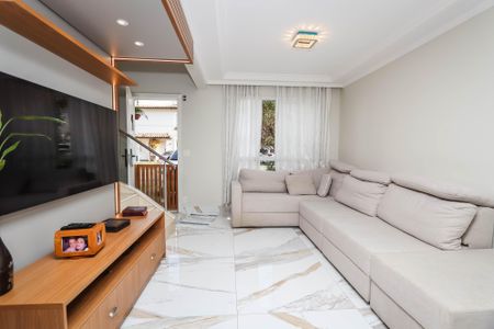 Casa de condomínio à venda com 127m², 3 quartos e 2 vagasSala