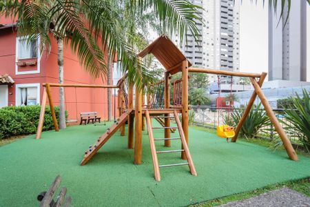 Casa de condomínio à venda com 127m², 3 quartos e 2 vagasÁrea Comum - Playground