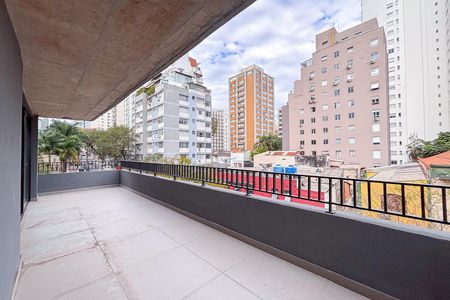 Apartamento à venda com 82m², 2 quartos e sem vaga Apartamento à venda com 82m², 2 quartos e sem vagaVaranda