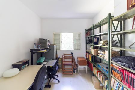 Casa à venda com 125m², 5 quartos e 2 vagas Casa à venda com 125m², 5 quartos e 2 vagasQuarto Casa 2