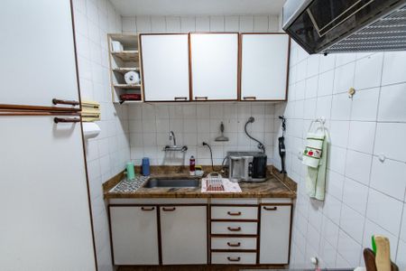 Apartamento à venda com 98m², 3 quartos e 2 vagasCozinha