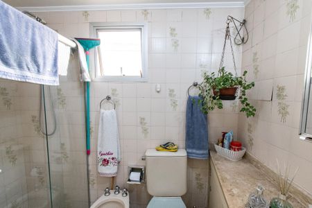 Apartamento à venda com 98m², 3 quartos e 2 vagasBanheiro da suíte