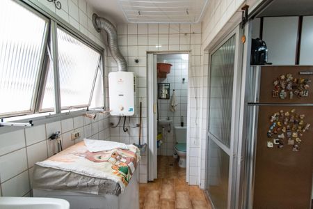 Apartamento à venda com 98m², 3 quartos e 2 vagasÁrea de serviço