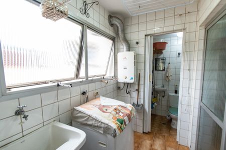 Apartamento à venda com 98m², 3 quartos e 2 vagasÁrea de serviço