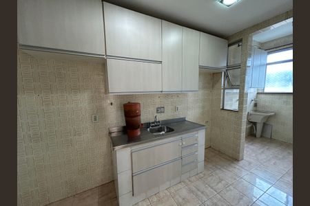 Apartamento à venda com 90m², 2 quartos e 1 vagaCozinha