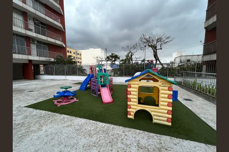 Apartamento à venda com 90m², 2 quartos e 1 vagaÁrea comum - Playground