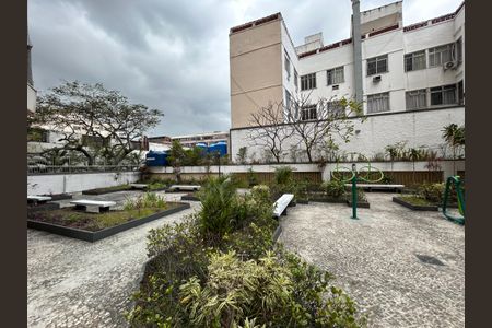 Apartamento à venda com 90m², 2 quartos e 1 vagaÁrea comum