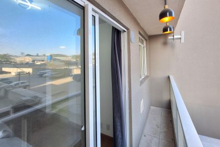 Apartamento para alugar com 53m², 2 quartos e sem vaga Apartamento para alugar com 53m², 2 quartos e sem vagaVaranda