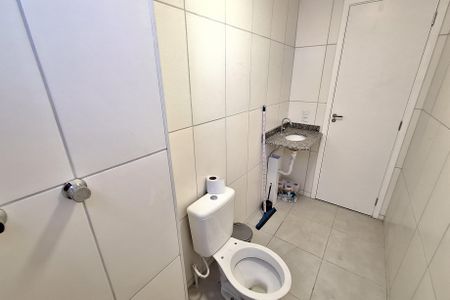 Apartamento para alugar com 53m², 2 quartos e sem vaga Apartamento para alugar com 53m², 2 quartos e sem vagaBanheiro