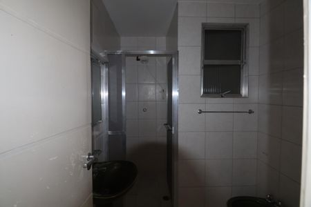 Apartamento para alugar com 92m², 3 quartos e sem vagaBanheiro