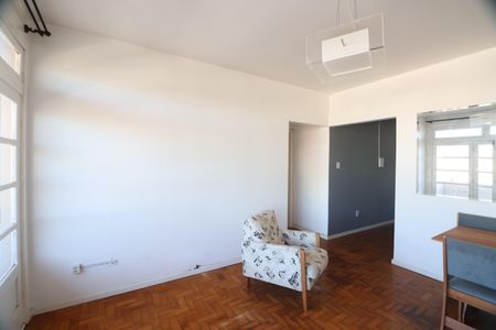 Sala de apartamento para alugar com 3 quartos, 92m² em Centro, Canoas