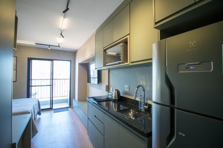 Studio de kitnet/studio para alugar com 1 quarto, 32m² em Jardim das Acacias, São Paulo