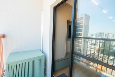 Varanda de kitnet/studio para alugar com 1 quarto, 32m² em Jardim das Acacias, São Paulo