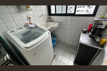 Apartamento à venda com 81m², 3 quartos e sem vagaÁrea de Serviço