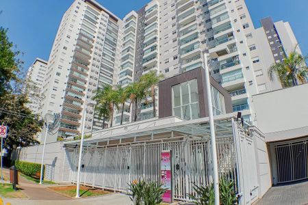 Apartamento à venda com 56m², 2 quartos e 1 vagaFachada