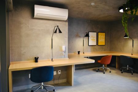 Studio à venda com 44m², 0 quarto e sem vaga Studio à venda com 44m², 0 quarto e sem vagaCoworking