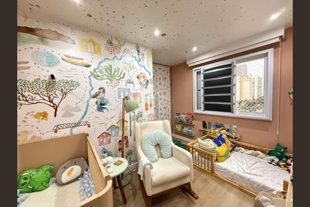 Apartamento à venda com 115m², 3 quartos e 2 vagas Apartamento à venda com 115m², 3 quartos e 2 vagasQuarto