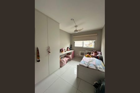 Quarto 2 de casa à venda com 3 quartos, 125m² em Pechincha, Rio de Janeiro