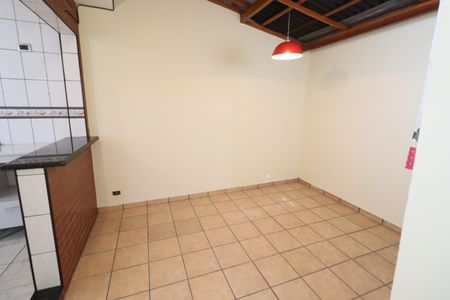 Casa à venda com 240m², 4 quartos e 2 vagasCozinha 2