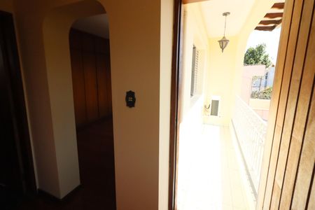 Casa à venda com 240m², 4 quartos e 2 vagasVista Suíte 1