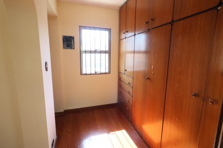 Casa à venda com 240m², 4 quartos e 2 vagasCloset da suíte 1
