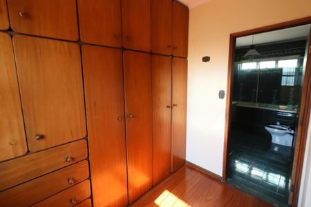 Casa à venda com 240m², 4 quartos e 2 vagasCloset da suíte 1