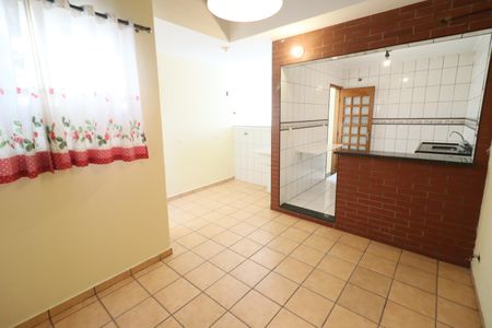 Casa à venda com 240m², 4 quartos e 2 vagasCozinha 2