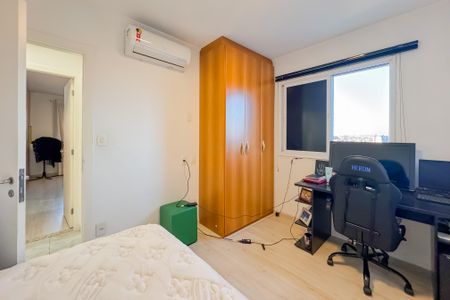 Apartamento à venda com 98m², 3 quartos e 2 vagasQuarto 2