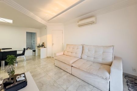 Apartamento à venda com 98m², 3 quartos e 2 vagasSala