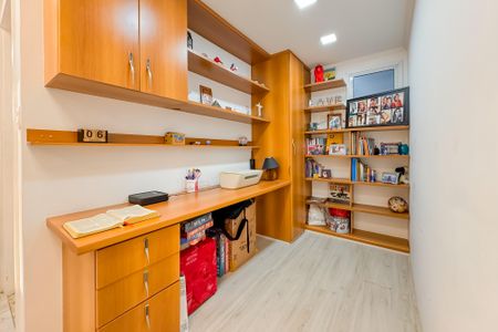 Apartamento à venda com 98m², 3 quartos e 2 vagasEscritório