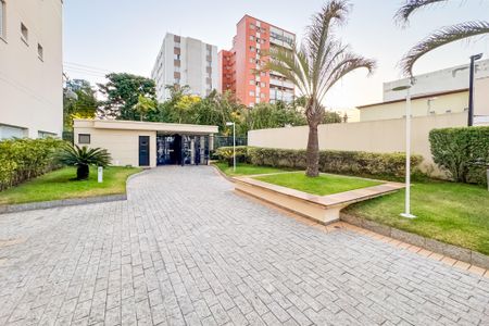 Apartamento à venda com 98m², 3 quartos e 2 vagasEntrada