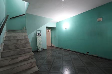 Sala de casa para alugar com 2 quartos, 178m² em Jardim Três Marias, São Paulo