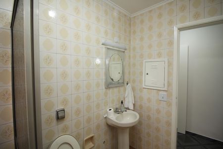 Casa para alugar com 178m², 3 quartos e 2 vagasBanheiro Social 2