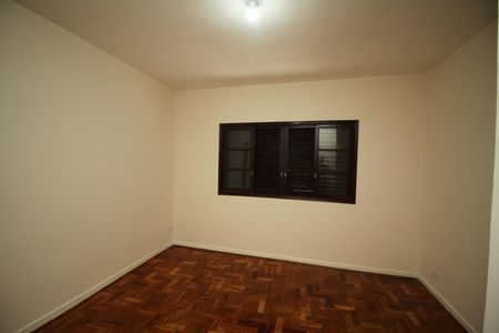 Casa para alugar com 178m², 3 quartos e 2 vagasQuarto